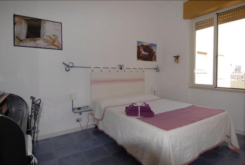 Nughe 'E' Oro Guesthouse Nuoro  Bagian luar foto