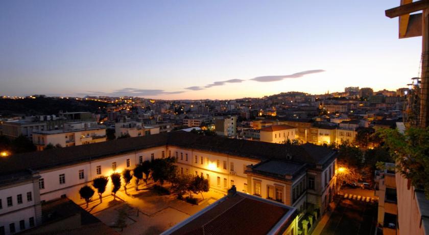 Nughe 'E' Oro Guesthouse Nuoro  Bagian luar foto